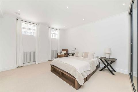 1 bedroom flat for sale, Cheniston Gardens, London W8