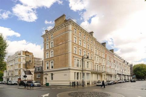 3 bedroom flat for sale, Harrington Gardens, London SW7