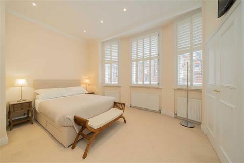 3 bedroom flat for sale, Harrington Gardens, London SW7