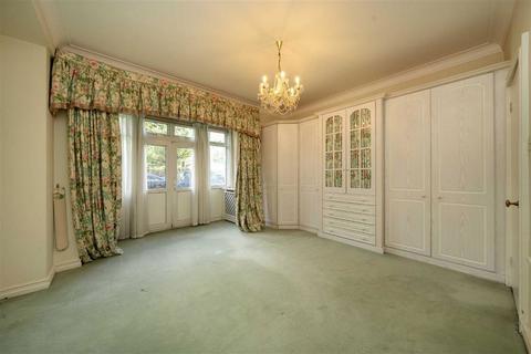 undefined, Prince's Gate, London SW7