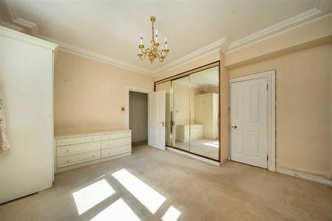 undefined, Prince's Gate, London SW7