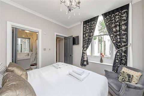 2 bedroom flat to rent, Stanhope Gardens, London SW7