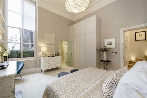 2 bedroom flat for sale, Pont Street, London SW1X