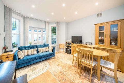 1 bedroom flat for sale, Southwell Gardens, London SW7