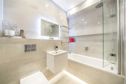 1 bedroom flat for sale, Southwell Gardens, London SW7