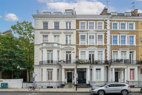 Studio for sale, Collingham Place, London SW5