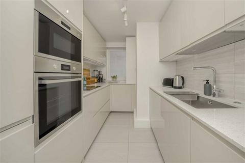 2 bedroom flat for sale, Gledhow Gardens, London SW5