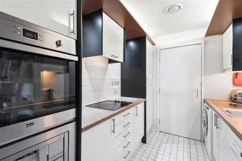 1 bedroom flat for sale, Cromwell Road, London SW7