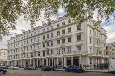 3 bedroom flat for sale, Stanhope Gardens, London SW7