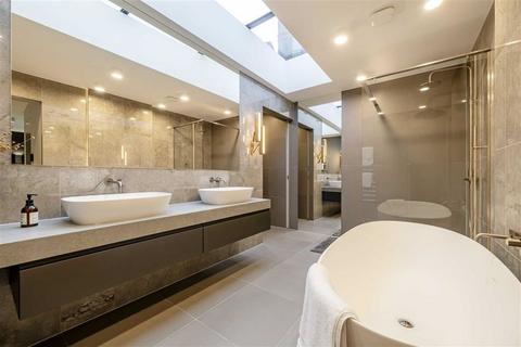 4 bedroom house for sale, Princes Gate Mews, London SW7