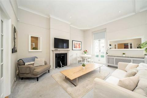 3 bedroom flat to rent, Queen's Gate Place Mews, London SW7