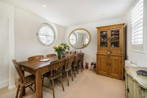 3 bedroom flat for sale, Hollywood Road, London SW10