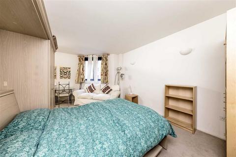 Studio for sale, Cromwell Road, London SW7