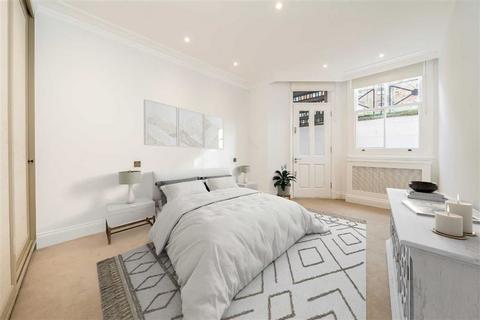 2 bedroom flat for sale, Egerton Gardens, London SW3