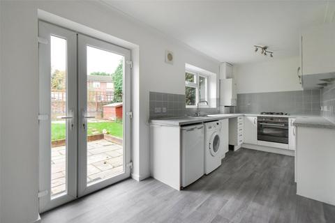 2 bedroom end of terrace house for sale, Rosebay Gardens, Hampshire RG27