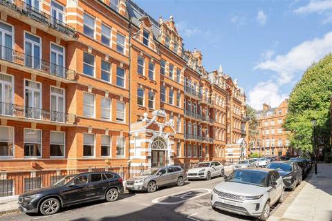 2 bedroom flat for sale, Kensington Court, London W8