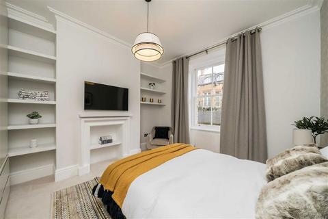 5 bedroom flat to rent, Drayton Gardens, London SW10