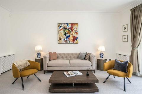 2 bedroom flat to rent, Brompton Square, London SW3