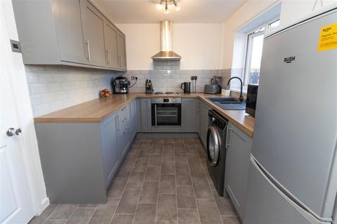 3 bedroom semi-detached house for sale, Hardwick Court, Gateshead NE8