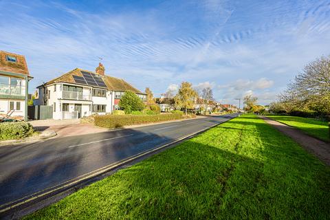 4 bedroom semi-detached house for sale, Leigh-on-sea SS9