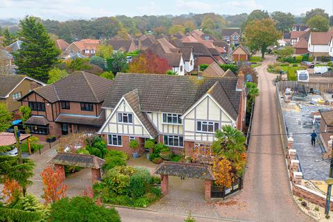 4 bedroom detached house for sale, Leigh On Sea SS9