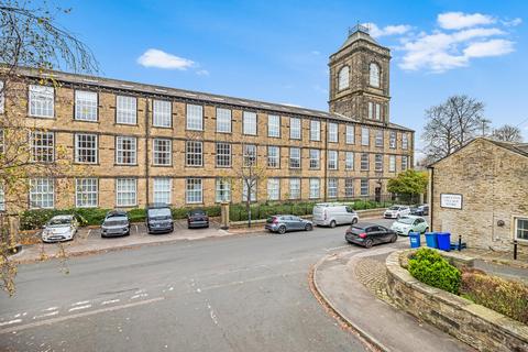 3 bedroom flat for sale, West Road, Carleton, Skipton, North Yorkshire, BD23