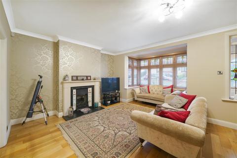 26 Campden Crescent, Wembley, HA0 3JQ