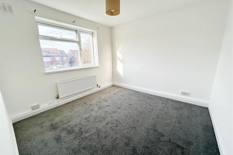 2 bedroom flat for sale, Bamburgh Walk, Newcastle Upon Tyne