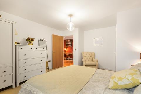 1 bedroom apartment for sale, Opal Court, High Street, Stratford, E15