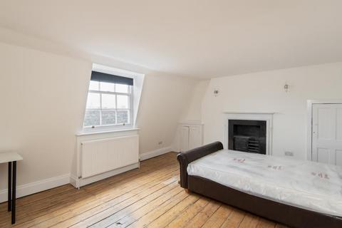 7 bedroom terraced house to rent, Mile End Road, London E3