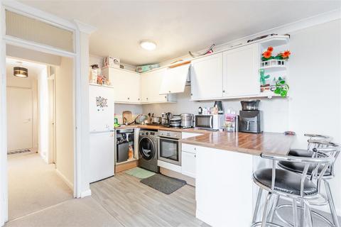 2 bedroom apartment for sale, Brighton Road, Worthing