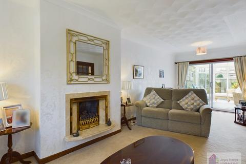 4 bedroom semi-detached villa for sale, Vancouver Drive, East Kilbride G75