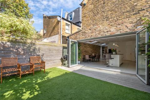 7 Winfrith Road, London, SW18 3BE