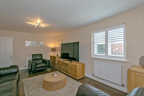 4 bedroom house for sale, Colindale Street, Monkston Park MK10