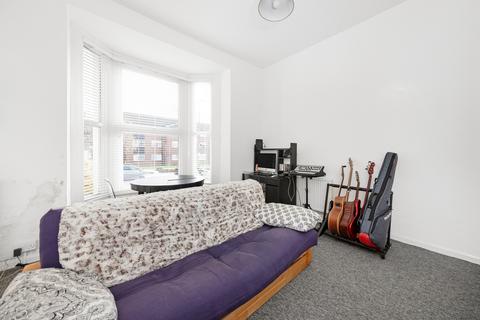 1 bedroom terraced house to rent, Selhurst Road, London, SE25