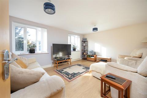 69 Yeoman Way, Trowbridge, BA14 0QP
