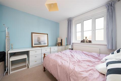 69 Yeoman Way, Trowbridge, BA14 0QP