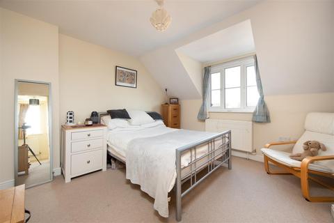 69 Yeoman Way, Trowbridge, BA14 0QP