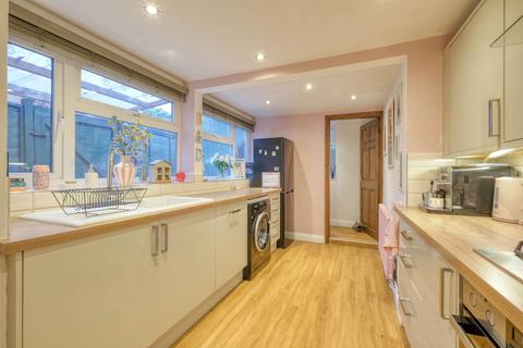 2 bedroom end of terrace house for sale, Highfield Road, Bromsgrove, B61 7BD