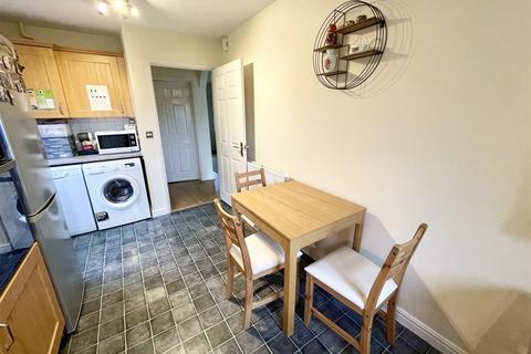 15 John Alder Close, Chiseldon, Swindon, SN4 0JL