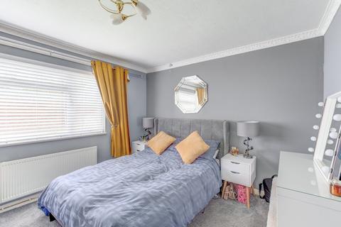 1 bedroom maisonette for sale, Heronfield Close, Church Hill South, Redditch, B98