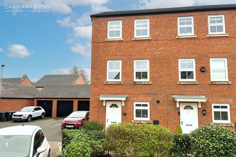 3 bedroom townhouse for sale, Manners Court, Saighton, CH3