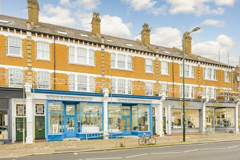 2 bedroom flat for sale, Richmond Road, Twickenham TW1