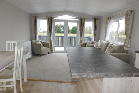 2 bedroom mobile home for sale, Heron Orchard Holiday Park