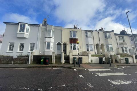 4 bedroom terraced house to rent, Ditchling Road, Brighton, East Sussex