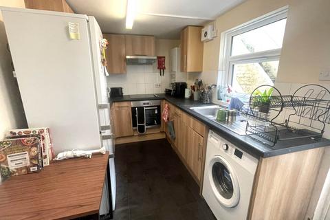 4 bedroom terraced house to rent, Ditchling Road, Brighton, East Sussex