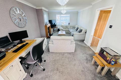 318 Catcote Road, Hartlepool, TS25 3EA