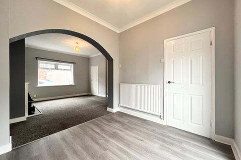 2 bedroom terraced house to rent, Porter Street East, Preston, Lancashire, PR4