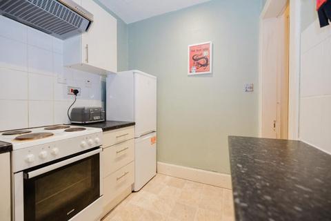 2 bedroom flat to rent, 0304L Great Junction Street, Edinburgh, EH6 5LQ