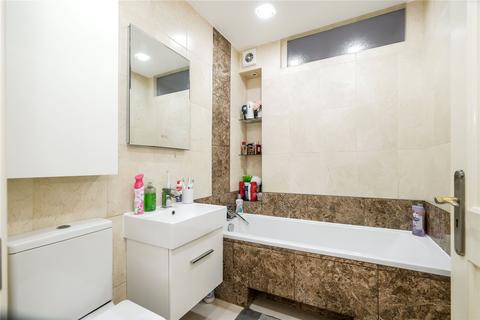 28 Winding Way, Dagenham, RM8 2TB